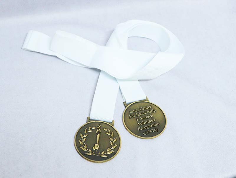Jones-Center-Medal